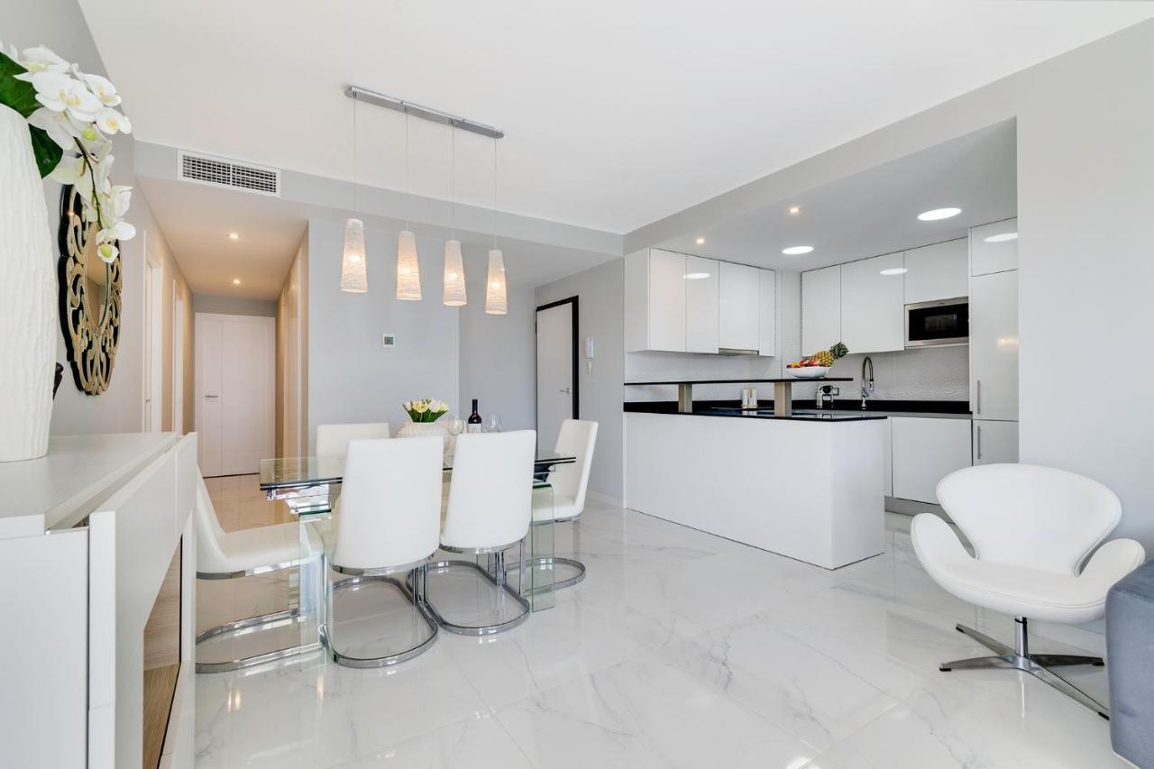 Infinity Sunny View Deluxe Apartment Ареналес дел Сол Екстериор снимка